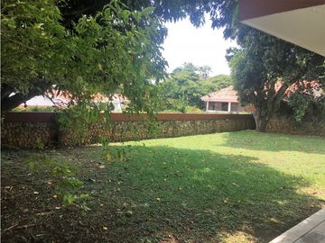 Venta o Alquiler Casa en Condominio Ciudad Jardín Sur de Cali