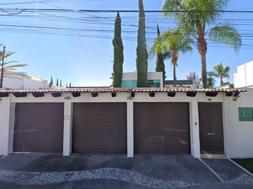 *Querétaro,Querétaro,Villas del Mesón, Casa en Venta*