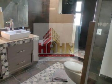 *Querétaro,Querétaro,Villas del Mesón, Casa en Venta*