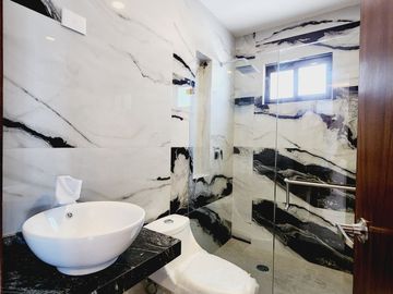 Departamento en VENTA nuevo de 3 recámaras en Fraccionamiento Virginia