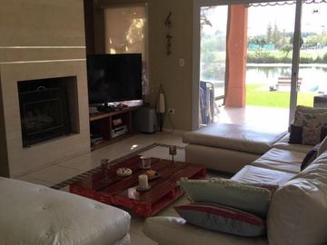 Casa en  Venta al agua en Los Castores, Nordelta