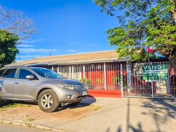 Casa en Venta en Avenida Central con Los Jazmines