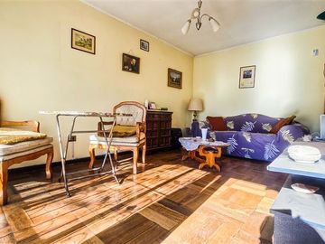 Casa en Venta en Avenida Central con Los Jazmines