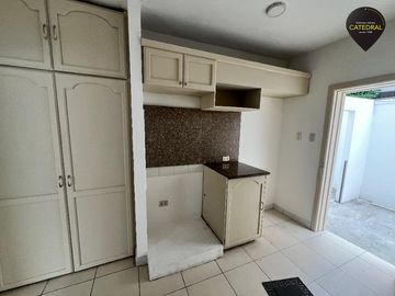 Casa de venta en Urb Los Lagos - Samborondon  – código:21372