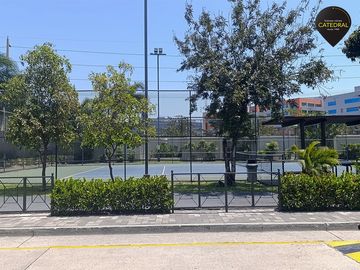 Casa de venta en Urb Los Lagos - Samborondon  – código:21372