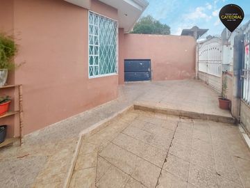 Casa de venta en Miraflores  – código:20955