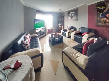 Casa de venta en Miraflores  – código:20955