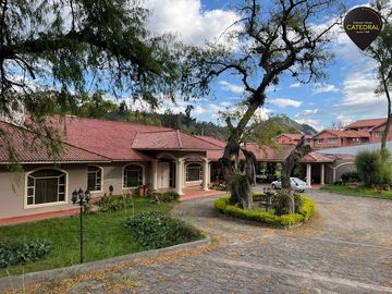 Casa de venta en Sector Challuabamba - Panamericana Norte – código:13940