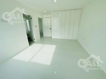 Casa Venta Recamara Planta Baja Fraccionamiento Las Palmas