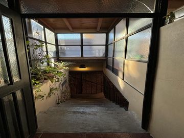 Depto.tipo casa de 6 ambientes en Venta en Parque centenario