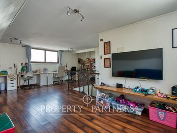 Linda casa en barrio tranquilo y a pasos del colegio Manquehue