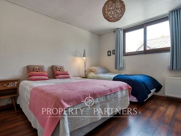 Linda casa en barrio tranquilo y a pasos del colegio Manquehue