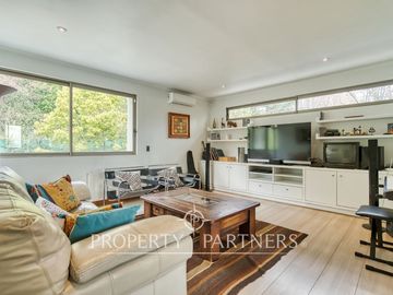 En venta casa en condominio de 4 casas ubicada en privilegiado sector de La Reina alta!