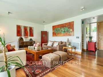 En venta casa en condominio de 4 casas ubicada en privilegiado sector de La Reina alta!
