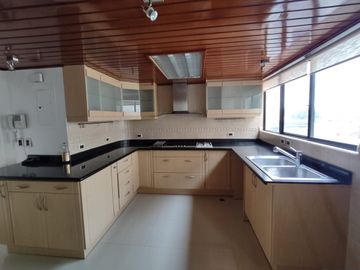 Venta Departamento Duplex Urb Gabriela Marina Sector Ana Luisa