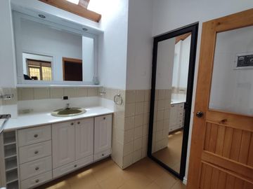 Venta Departamento Duplex Urb Gabriela Marina Sector Ana Luisa