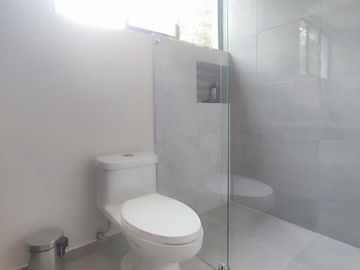 Casa en venta 4 habitaciones a estrenar | sector Tumbaco