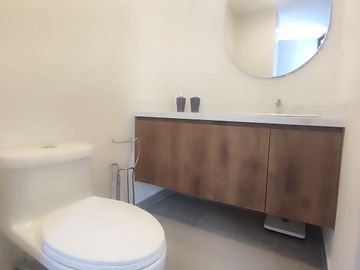 Casa en venta 4 habitaciones a estrenar | sector Tumbaco