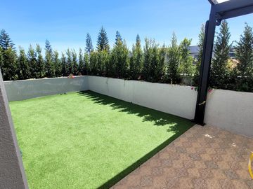 Casa en venta 4 habitaciones a estrenar | sector Tumbaco