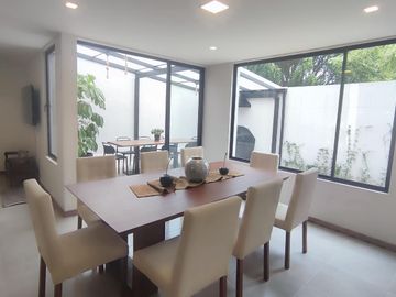 Casa en venta 4 habitaciones a estrenar | sector Tumbaco