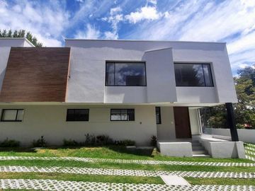 Casa en venta 4 habitaciones a estrenar | sector Tumbaco