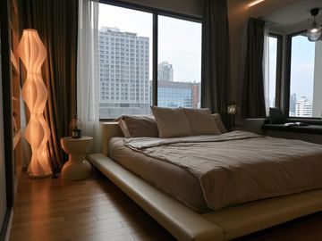 The Emporio Place Sukhumvit 24