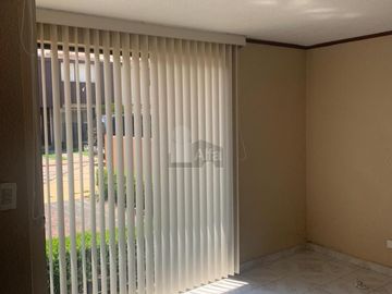 Casa en Venta en Toluca, casa ubicada en privada en la  colonia Santa Maria de las Rosas