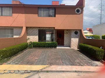 Casa en Venta en Toluca, casa ubicada en privada en la  colonia Santa Maria de las Rosas