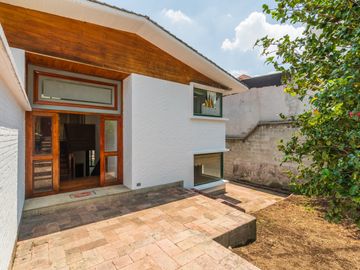 LOMAS HIPODROMO, CASA EN VENTA  10674 RCV