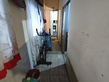Casa en  venta en Isidro Casanova
