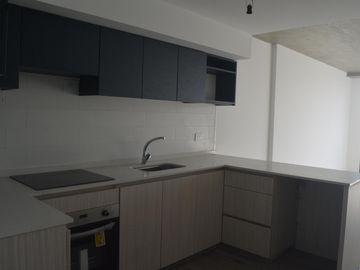 Venta Departamento de dos ambientes en  Montecastro