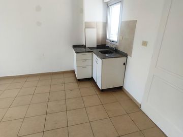 Departamento 2 ambientes con cocher en venta