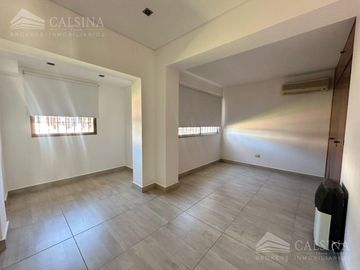 Casa en  venta tres dormitorios Bajo Palermo