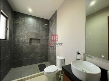 CASA EN VENTA EN COL. ZONA NORTE. CD. OBREGÓN, SONORA