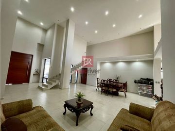 CASA EN VENTA EN COL. ZONA NORTE. CD. OBREGÓN, SONORA