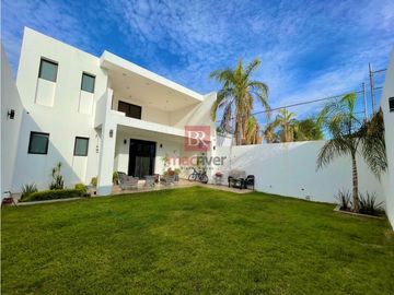 CASA EN VENTA EN COL. ZONA NORTE. CD. OBREGÓN, SONORA