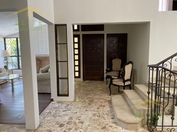 CASA EN VENTA COL. UNIDAD NACIONAL CD MADERO