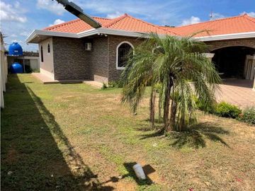 VENTA DE CASA EN AGUADULCE, INCLUYE PANELES SOLARES Y MUCHO AHORRO