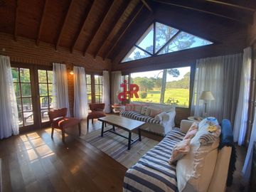 CODIGO 707 - CASA EN ALQUILER TEMPORARIO - ZONA GOLF -  PINAMAR - 4 HABITACIONES