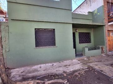 Casa en venta en Quilmes Centro