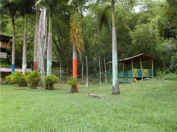 SE VENDE FINCA ECOTURSTICA EN SALÓNICA.