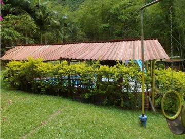 SE VENDE FINCA ECOTURSTICA EN SALÓNICA.