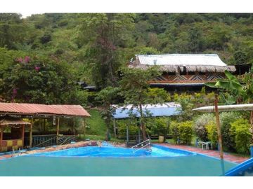 SE VENDE FINCA ECOTURSTICA EN SALÓNICA.