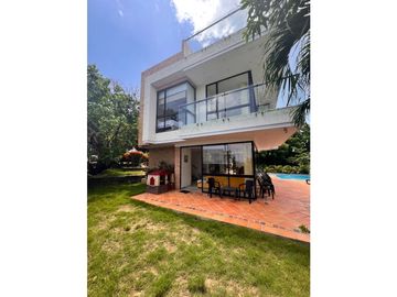 CASA CAMPESTRE AMOBLADA EN SANTA VERONICA EN ARRIENDO