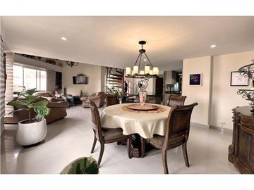 venta apartamento Medellin laureles santa teresita penthouse duplex lujo luxury moderno remodelado parque exclusivo elegante recibo menor valor escuch