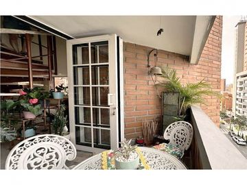 venta apartamento Medellin laureles santa teresita penthouse duplex lujo luxury moderno remodelado parque exclusivo elegante recibo menor valor escuch