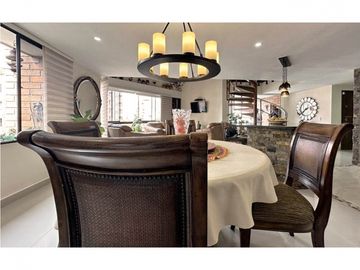 venta apartamento Medellin laureles santa teresita penthouse duplex lujo luxury moderno remodelado parque exclusivo elegante recibo menor valor escuch