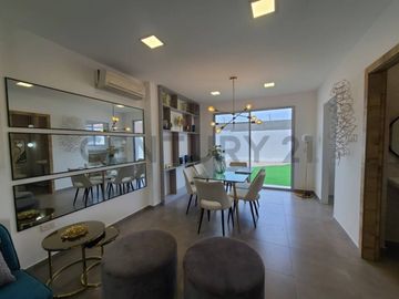 Venta Casas de Estreno en Urb. Costa Gardens, Vía a la Costa