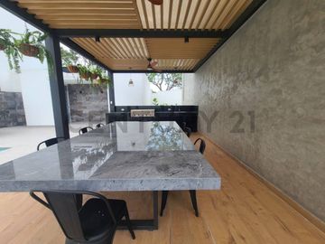 Venta Casas de Estreno en Urb. Costa Gardens, Vía a la Costa