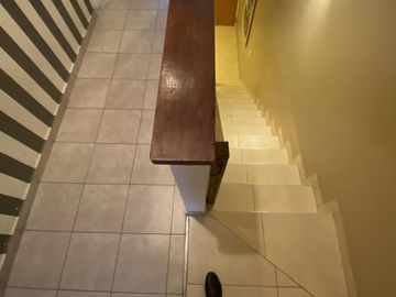 Triplex  en Olivos 5 dormitorios  con jardin y pileta